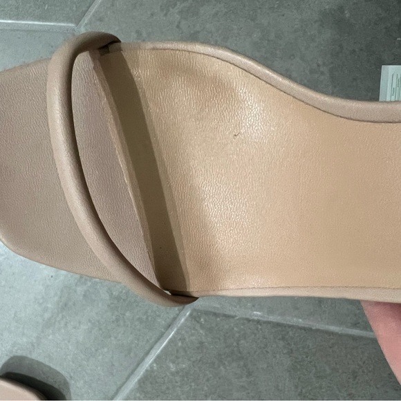 A new day - tan rounded block heel, with a square toe - Picture 10 of 13